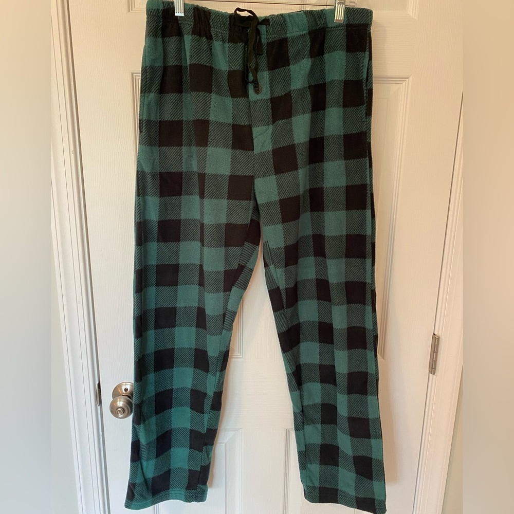 Men’s North 15 green plaid fleece lounge pant, large